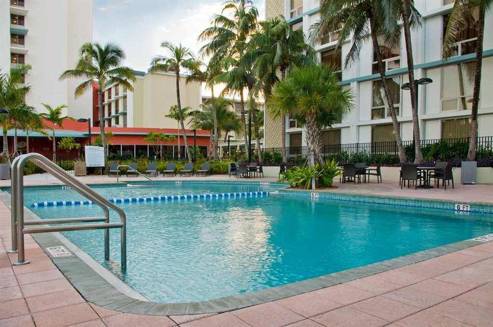 Residence Inn By Marriott Miami Airport Экстерьер фото
